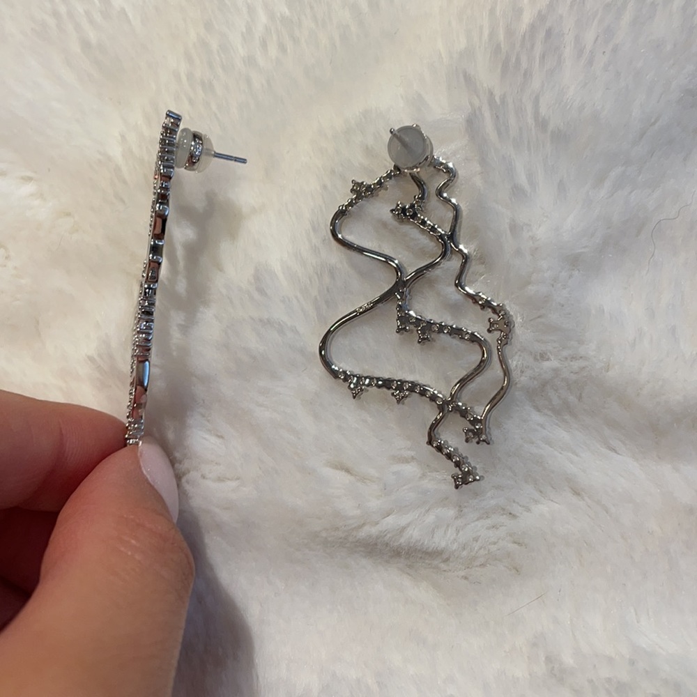 ABSTRACT EARRINGS - Picture 3 of 4